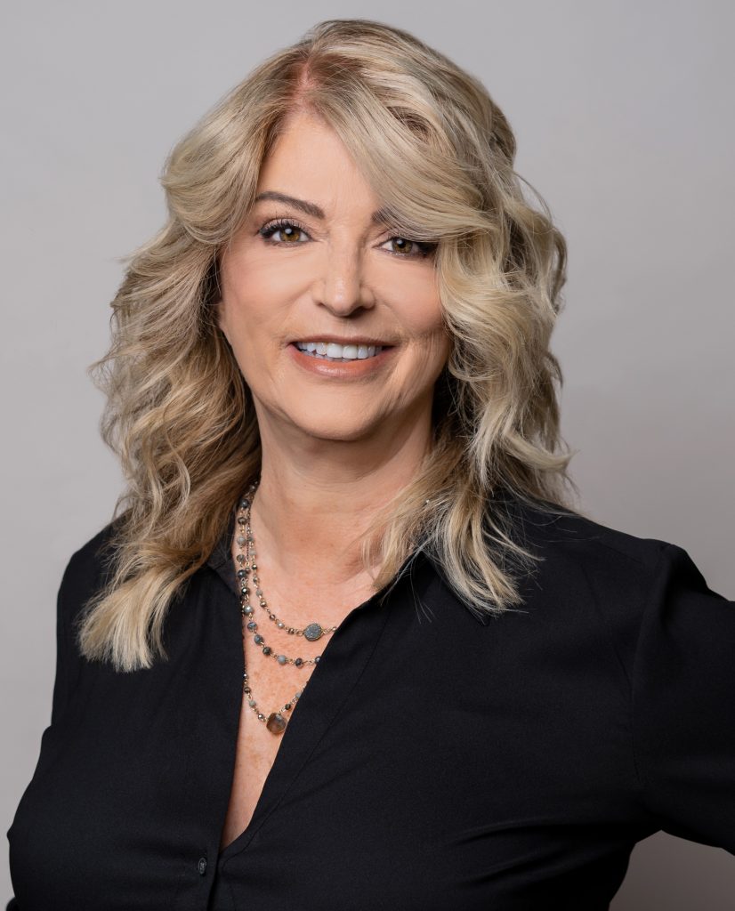 Susan Derksen Headshot-2020 (2) Susan Derksen Headshot-2020 (2)