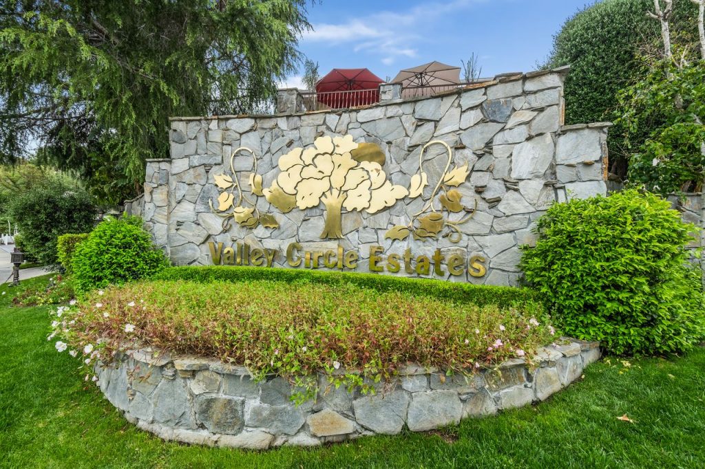VCEMonument